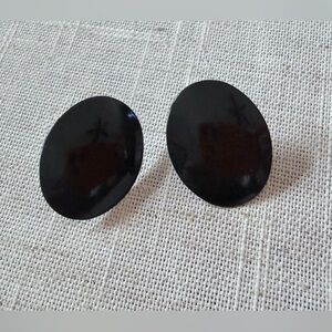 Elegant Black Oval Earrings metal. 1980